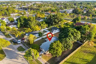 559 NW 2nd St, Florida City, FL 33034 - Photo 3