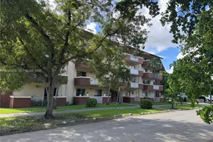 680 Miller Dr, Miami Springs, FL 33166 - Photo 1