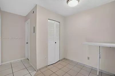 10786 N Kendall Dr #D14, Miami, FL 33176 - Photo 7