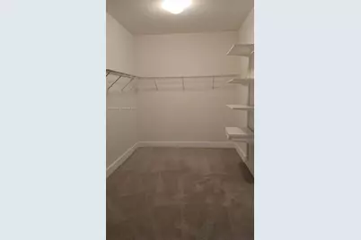 10433 NW 70th Ln, Doral, FL 33178 - Photo 17