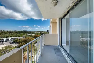 2350 NE 135th St, North Miami, FL 33181 - Photo 25