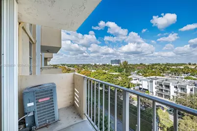 2350 NE 135th St #811, North Miami, FL 33181 - Photo 19