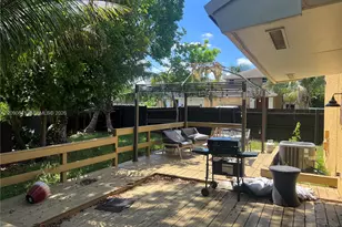 5788 Woodland Point Dr, Tamarac, FL 33319 - Photo 7