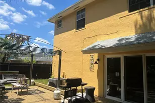 5788 Woodland Point Dr, Tamarac, FL 33319 - Photo 5