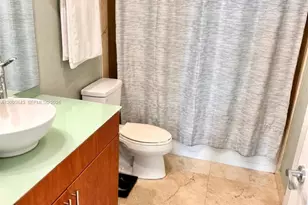 315 NE 3rd Ave, Fort Lauderdale, FL 33301 - Photo 9