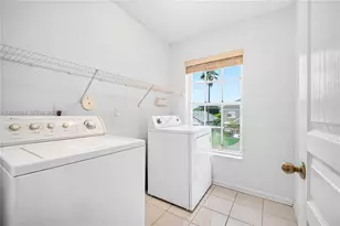 5868 N Plum Bay Pkwy, Tamarac, FL 33321 - Photo 39