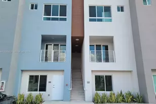 2555 NE 193 St, Miami, FL 33180 - Photo 1