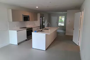 2555 NE 193 St, Miami, FL 33180 - Photo 5