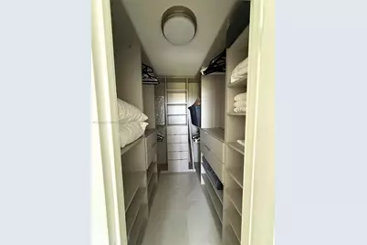 10275 Collins Ave #434, Bal Harbour, FL 33154 - Photo 17