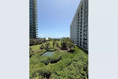10275 Collins Ave #434, Bal Harbour, FL 33154 - Photo 7