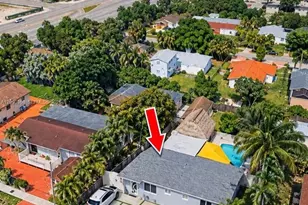 10665 SW 6th St, Miami, FL 33174 - Photo 1
