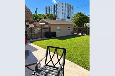 10665 SW 6 St, Miami, FL 33174 - Photo 17