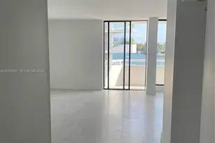 6820 Indian Creek Dr, Miami Beach, FL 33141 - Photo 7