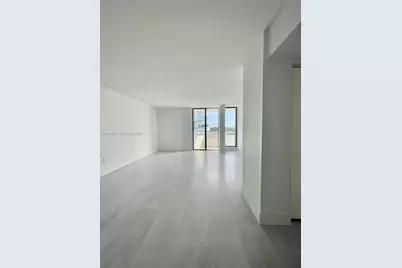 6820 Indian Creek Dr #4D, Miami Beach, FL 33141 - Photo 15