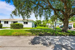 580 Lee Dr, Miami Springs, FL 33166 - Photo 9