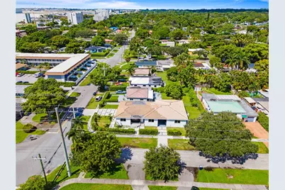580 Lee Dr, Miami Springs, FL 33166 - Photo 79