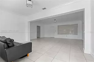 580 Lee Dr, Miami Springs, FL 33166 - Photo 23
