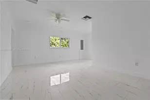 580 Lee Dr, Miami Springs, FL 33166 - Photo 63