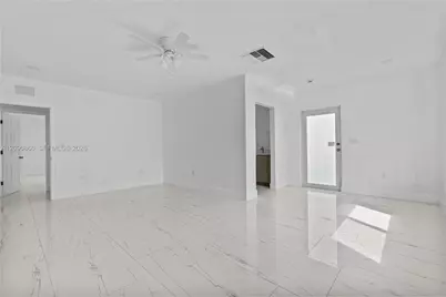 580 Lee Dr, Miami Springs, FL 33166 - Photo 47