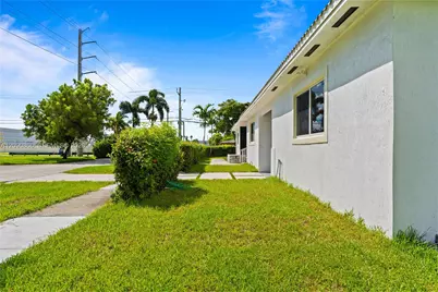 580 Lee Dr, Miami Springs, FL 33166 - Photo 9