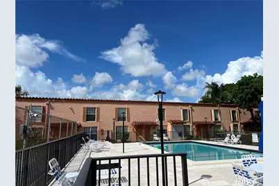 7200 Fairway Dr #H5, Miami Lakes, FL 33014 - Photo 23