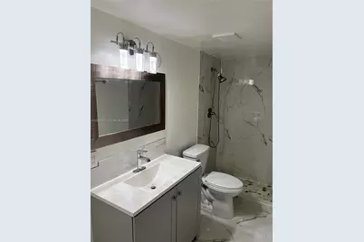 7200 Fairway Dr #H5, Miami Lakes, FL 33014 - Photo 13