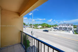 3494 E 4th Ave, Hialeah, FL 33013 - Photo 17