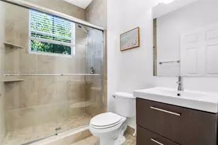 1654 Bunting Ln, Weston, FL 33327 - Photo 35