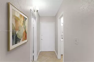 2401 Riverside Dr, Coral Springs, FL 33065 - Photo 7