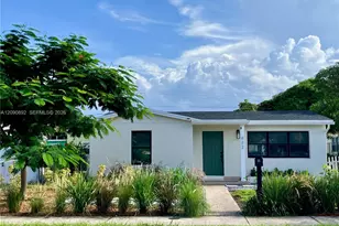 622 Avenida Hermosa, West Palm Beach, FL 33405 - Photo 1