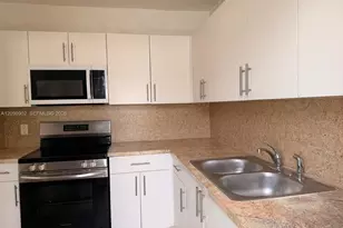 1252 NW 58th St, Miami, FL 33142 - Photo 5