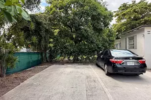 1252 NW 58th St, Miami, FL 33142 - Photo 13