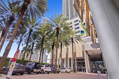 175 SW 7th St #1710, Miami, FL 33130 - Photo 35