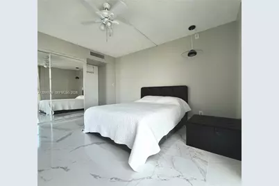100 Bayview Dr #1827, Sunny Isles Beach, FL 33160 - Photo 11