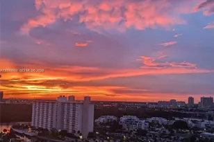 100 Bayview Dr, Sunny Isles Beach, FL 33160 - Photo 27