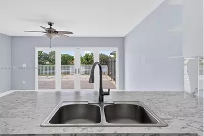17172 SW 139th Pl, Miami, FL 33177 - Photo 21