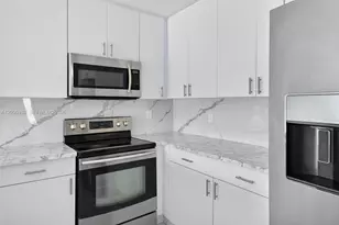 17172 SW 139th Pl, Miami, FL 33177 - Photo 19