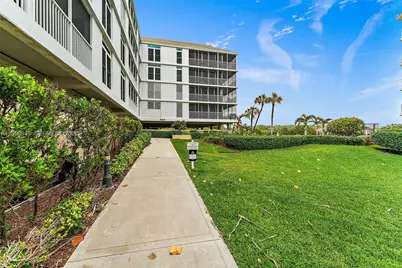 669 NE Plantation Rd #406, Hutchinson Island, FL 34996 - Photo 31