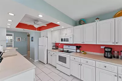 669 NE Plantation Rd #406, Hutchinson Island, FL 34996 - Photo 11