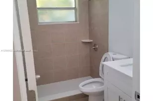 5718 Lincoln St, Hollywood, FL 33021 - Photo 7