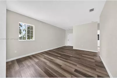 359 NE 27th Ter #204, Homestead, FL 33033 - Photo 17