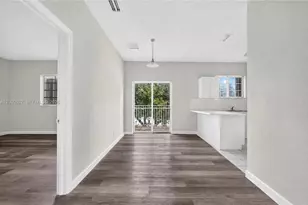 359 NE 27th Terrace, Homestead, FL 33033 - Photo 9