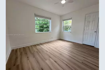 1250 NW 58th St, Miami, FL 33142 - Photo 9