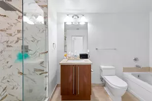 79 SW 12th St, Miami, FL 33130 - Photo 11
