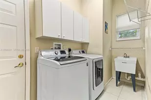8795 Via Tuscany Dr, Boynton Beach, FL 33472 - Photo 37