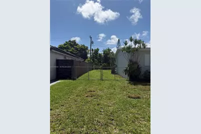 9940 SW 212th St, Cutler Bay, FL 33189 - Photo 23