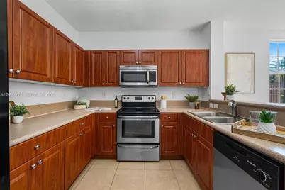 9143 SW 227th St #6, Cutler Bay, FL 33190 - Photo 17
