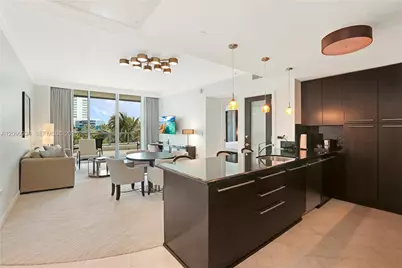 4391 Collins Ave #307, Miami Beach, FL 33140 - Photo 1
