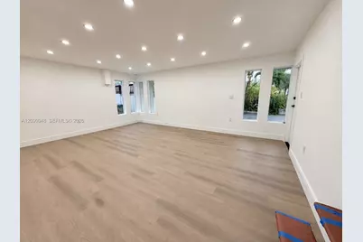3301 NW 13th Terr, Miami, FL 33125 - Photo 3