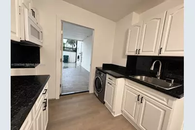 3301 NW 13th Terr, Miami, FL 33125 - Photo 27